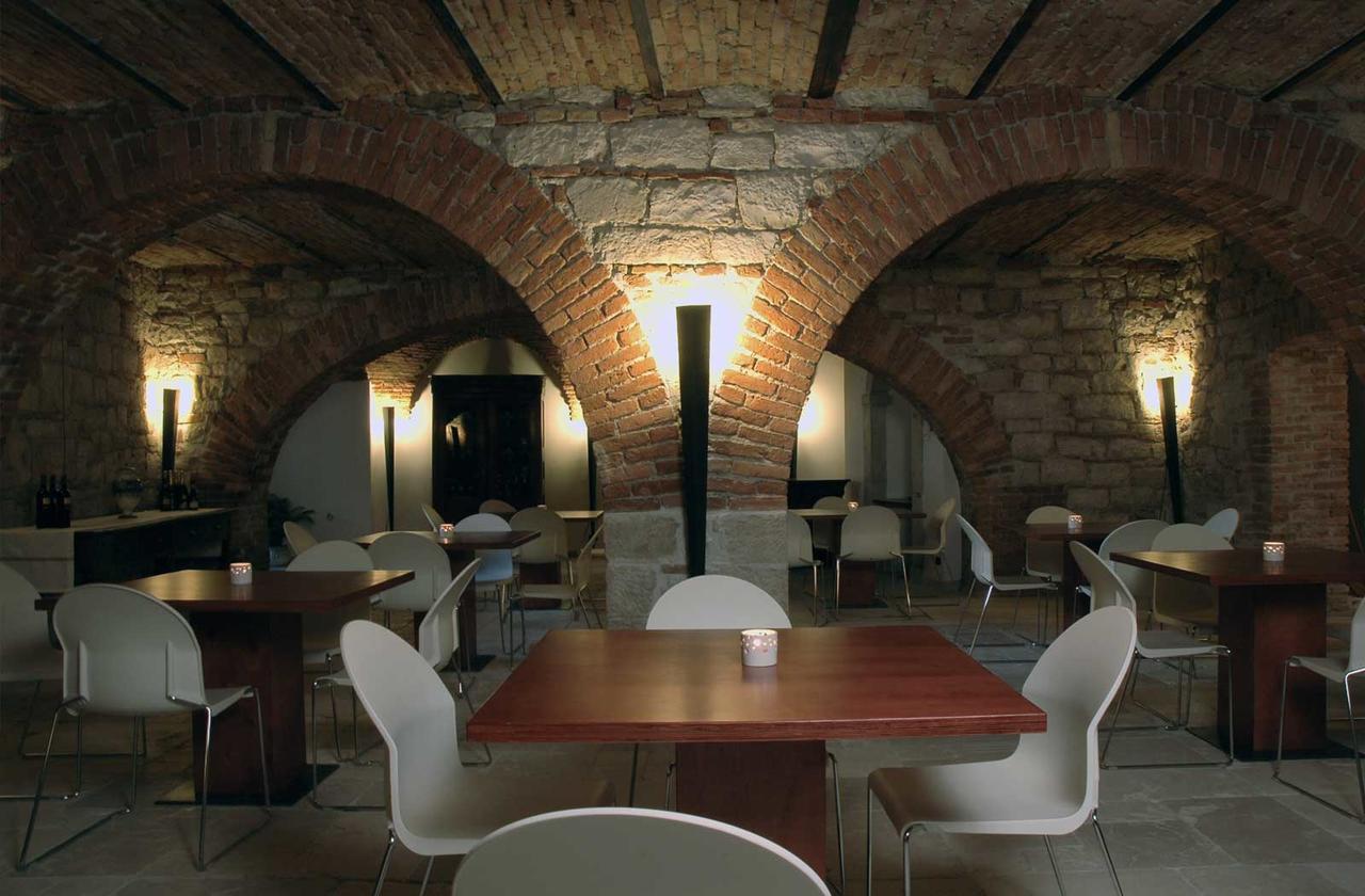 Hotel Orazio Venosa Buitenkant foto