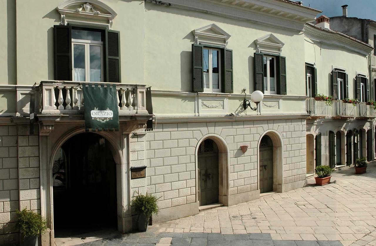 Hotel Orazio Venosa Buitenkant foto